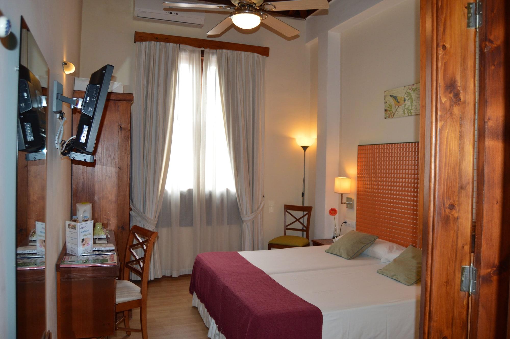 Hotel Gara 4*